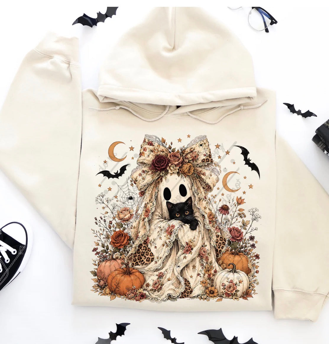 #1165a Ghost with cat