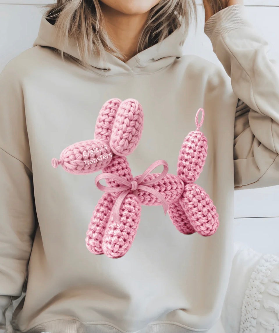 #753a Yarn balloon dog