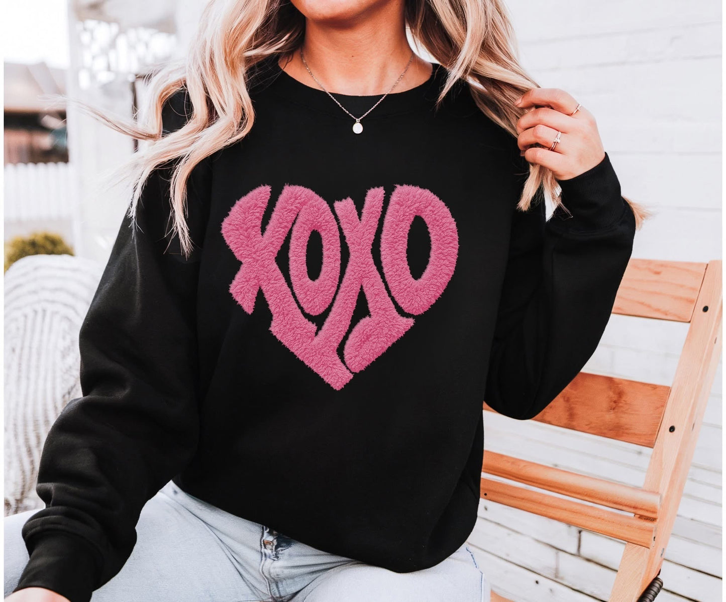 #404a Faux yarn XOXO