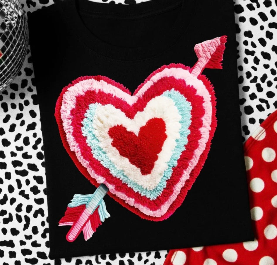 #402a Faux yarn Heart with arrow