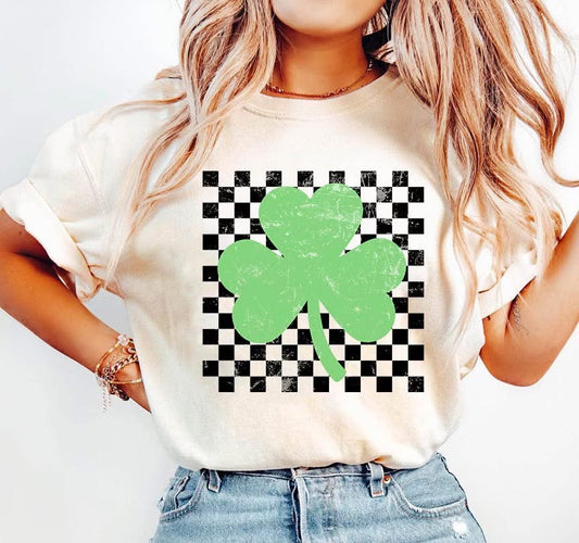 #423a Distressed shamrock with checkers